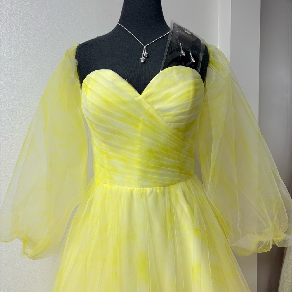 Jovani 38605 Elegant Yellow Tulle Gown NWT - Picture 3 of 6